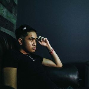 Meet your Posher, Christian